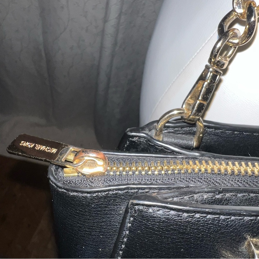 Michael Kors black crossbody - Picture 3 of 10